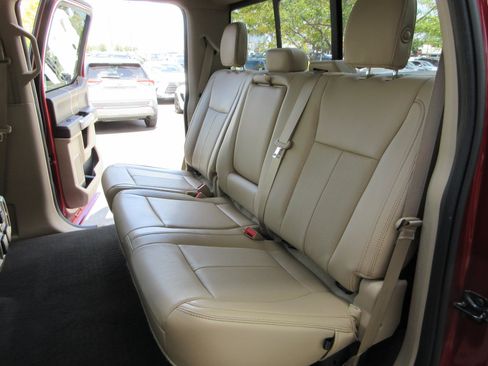 Used 2019 Ford F150 Lariat w/ Equipment Group 502A Luxury AWD/4WD image 22