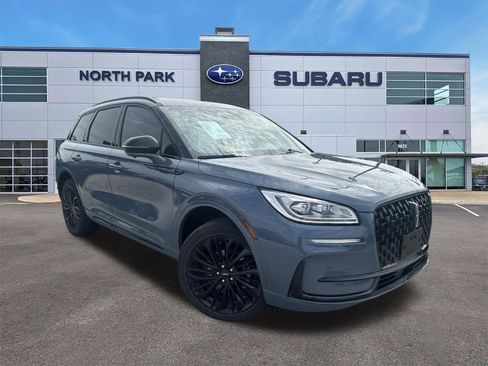 Used 2023 Lincoln Corsair Reserve w/ Equipment Group 201A FWD image 1