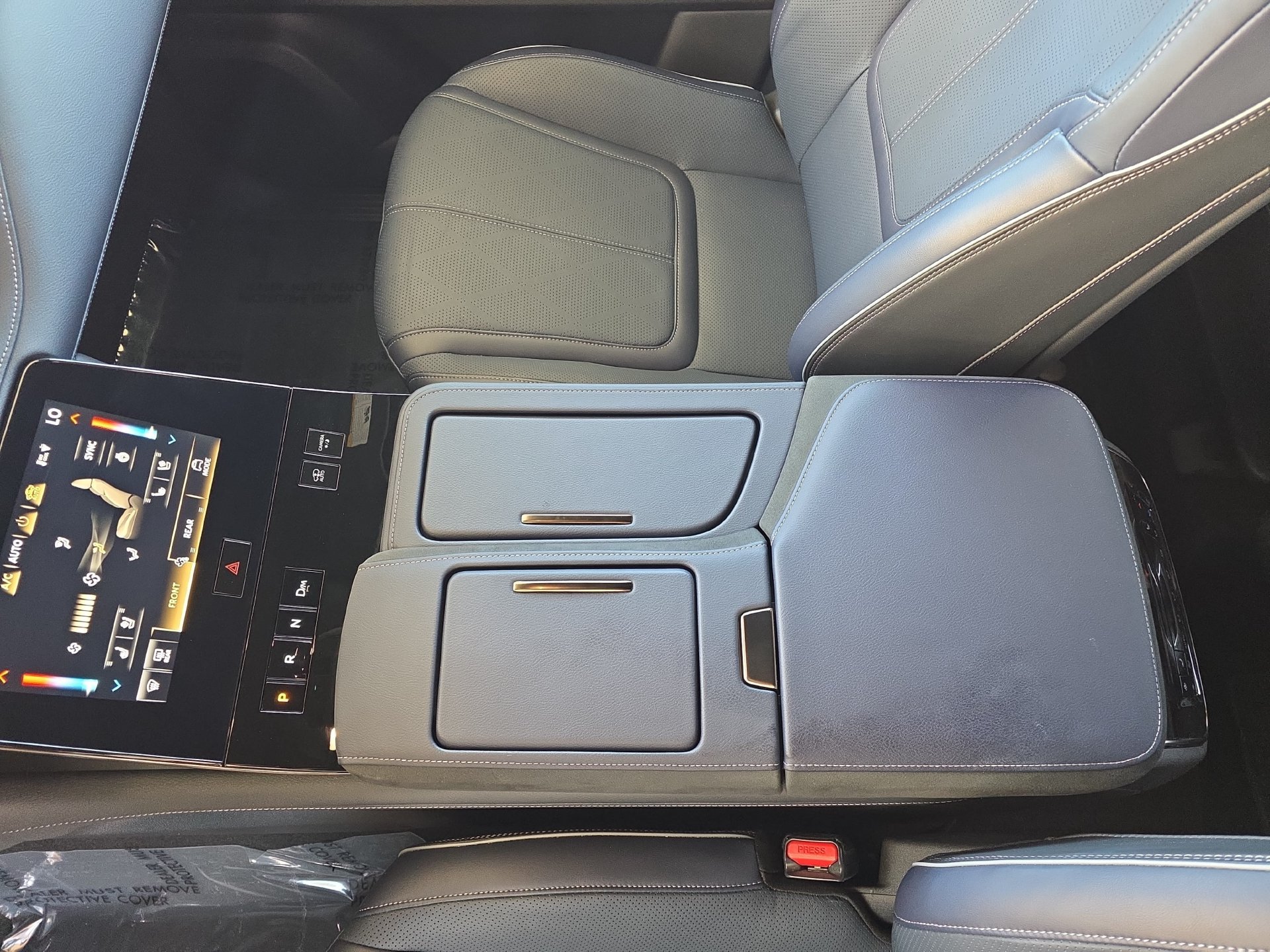 Certified 2026 INFINITI QX80 4WD image 25