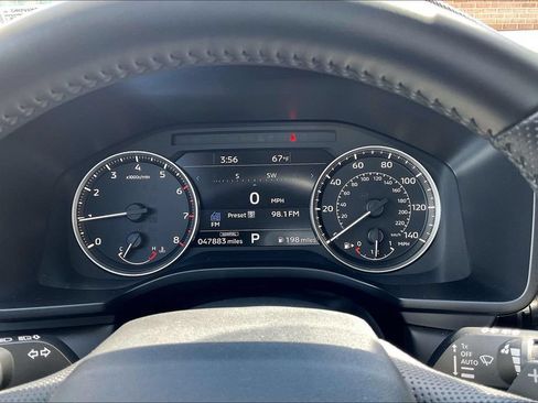 Used 2024 Mitsubishi Outlander SE AWD/4WD image 19