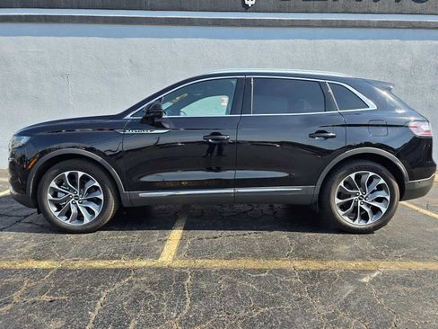 Used 2022 Lincoln Nautilus Reserve w/ Equipment Group 201A image 7