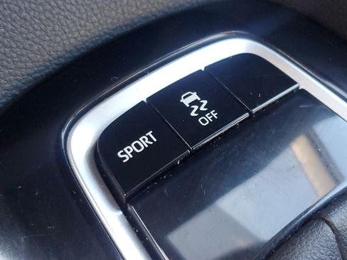 Used 2021 Toyota Corolla SE FWD image 25
