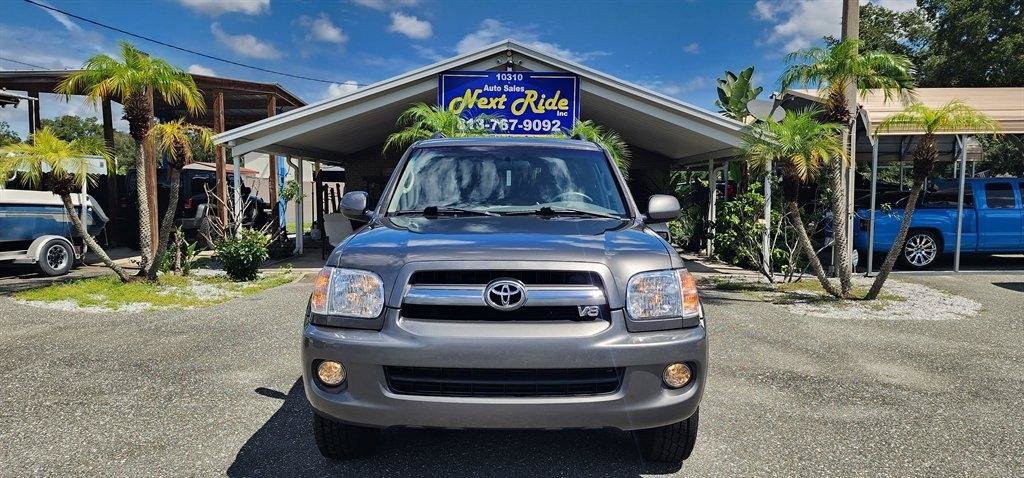 Used 2006 Toyota Sequoia SR5 RWD image 3