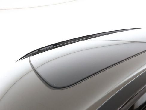 Used 2024 BMW X5 xDrive40i w/ M Sport Package image 10