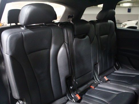 Used 2019 Audi Q7 3.0T Premium Plus image 25