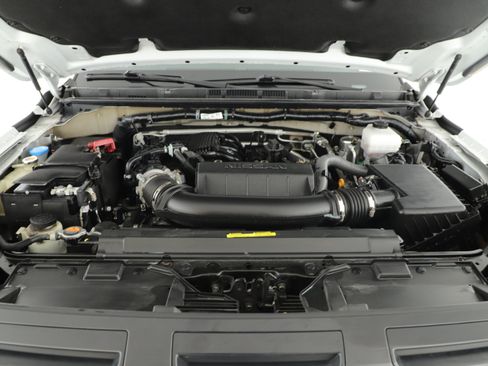 Used 2025 Nissan Frontier S w/ S Utility Package AWD/4WD image 6