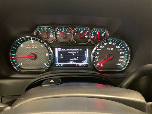 Used 2016 Chevrolet Suburban LT AWD/4WD image 2
