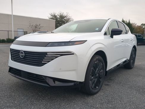 New 2025 Nissan Murano Platinum image 8