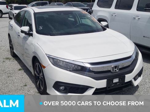 Used 2017 Honda Civic Touring image 2