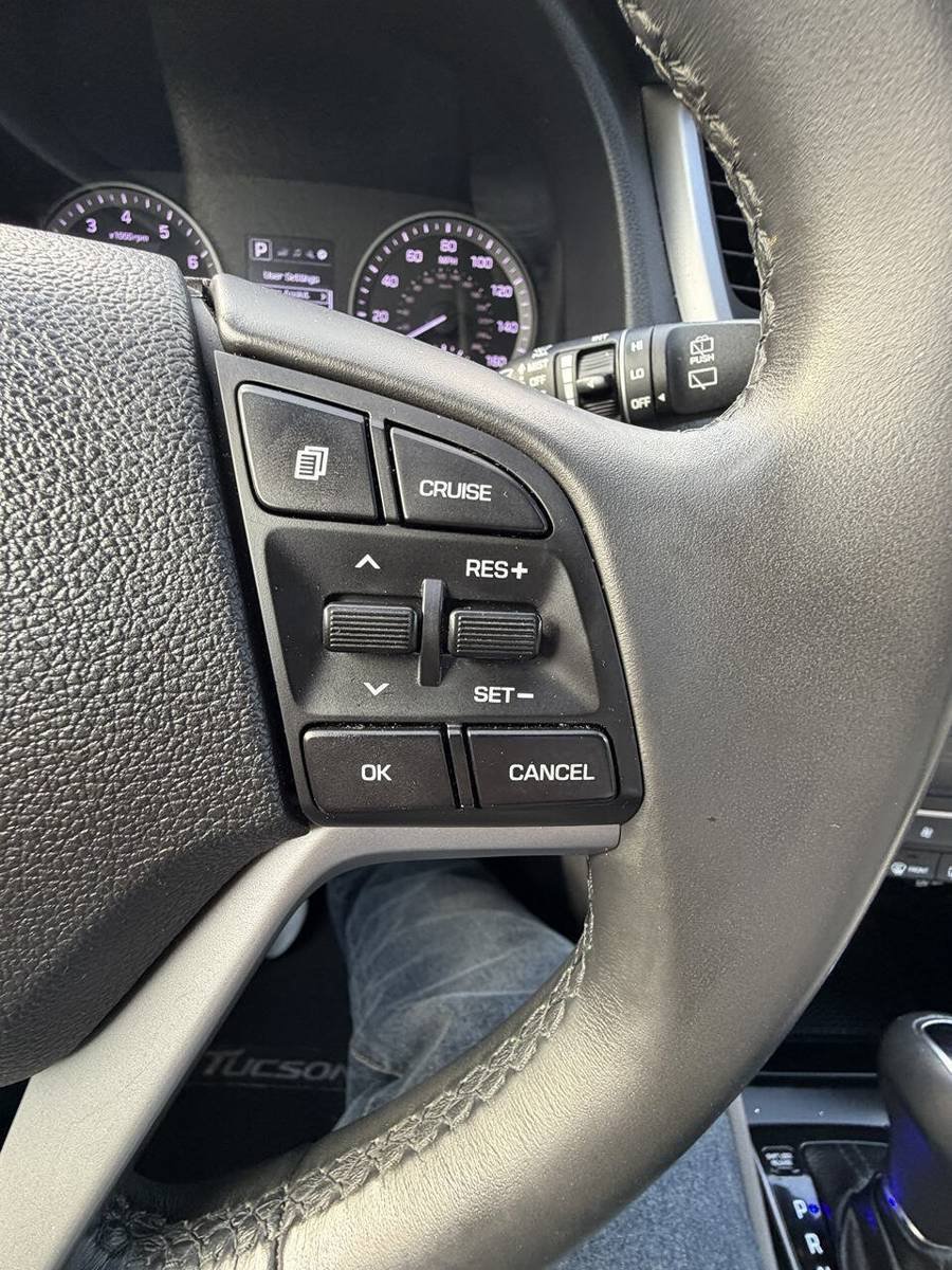 Used 2018 Hyundai Tucson Value w/ Cargo Package FWD image 28