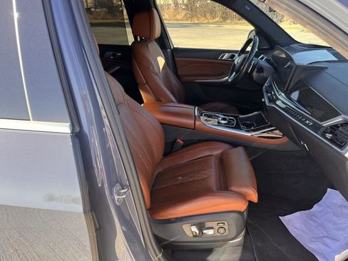 Used 2023 BMW X7 xDrive40i w/ Executive Package image 24