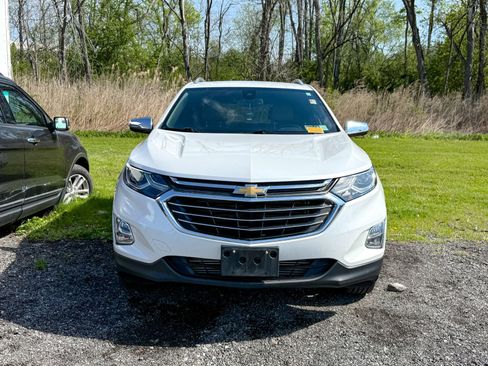 Used 2021 Chevrolet Equinox Premier AWD/4WD image 2