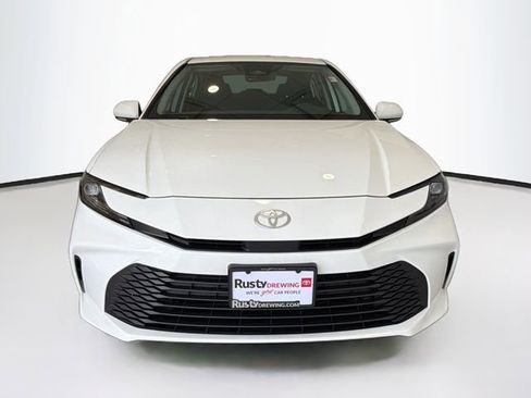 Certified 2025 Toyota Camry LE w/ Convenience Package image 2