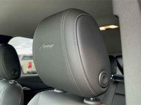 Used 2024 Buick Encore GX Avenir w/ Avenir Convenience Package image 18