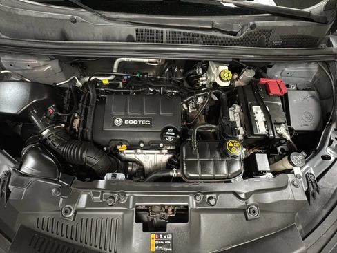 Used 2019 Buick Encore Preferred w/ Safety Package FWD image 21