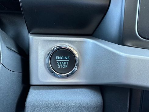 New 2026 Ford F350 XLT w/ XLT Premium Package AWD/4WD image 22