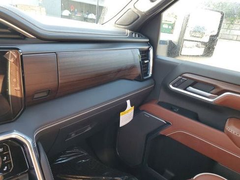 New 2026 GMC Sierra 2500 Denali Ultimate w/ Max Trailering Package AWD/4WD image 27