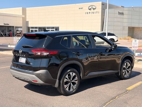 Certified 2023 Nissan Rogue SV FWD image 5