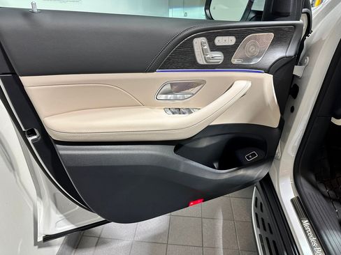 Certified 2026 Mercedes-Benz GLE 450 4MATIC image 8