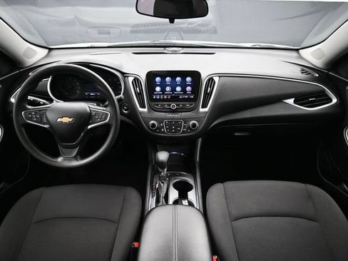 Certified 2024 Chevrolet Malibu LT FWD image 12