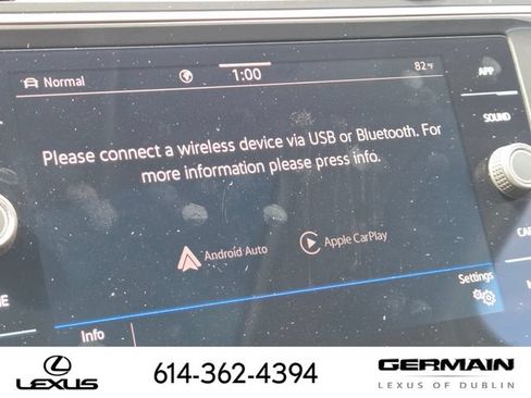 Used 2024 Volkswagen Tiguan SE AWD/4WD image 16