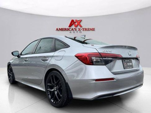 Used 2022 Honda Civic Sport image 4
