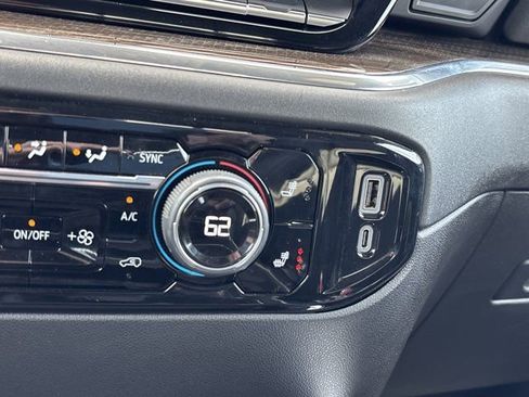 Used 2025 Chevrolet Silverado 2500 LT w/ Trail Boss Package image 41