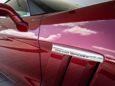 Used 2011 Chevrolet Corvette Grand Sport RWD image 4