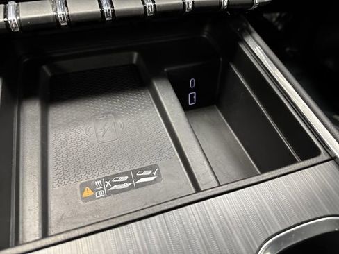 Used 2024 GMC Acadia Elevation w/ Trailering Package image 24