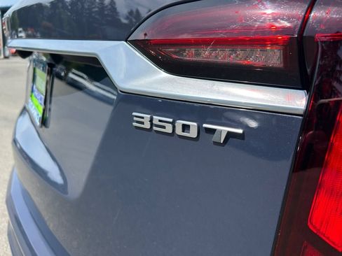 Used 2025 Cadillac XT6 Luxury AWD/4WD image 34