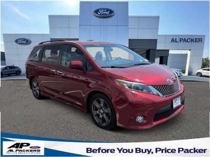Used 2017 Toyota Sienna SE Premium