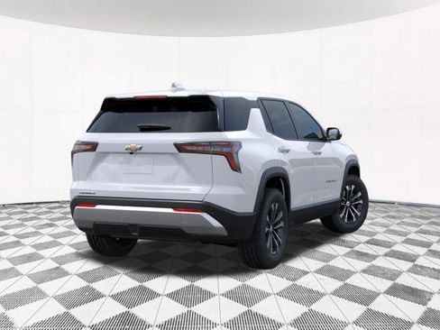 New 2026 Chevrolet Equinox LT image 11