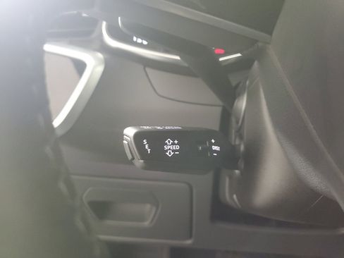 Used 2025 Audi A6 Premium Plus image 15