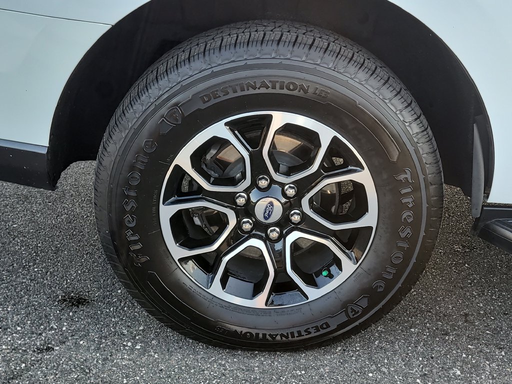 Used 2022 Ford Expedition XLT RWD image 6