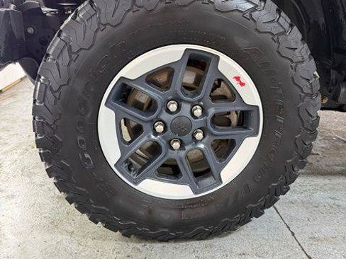 Certified 2019 Jeep Wrangler Unlimited Rubicon AWD/4WD image 13