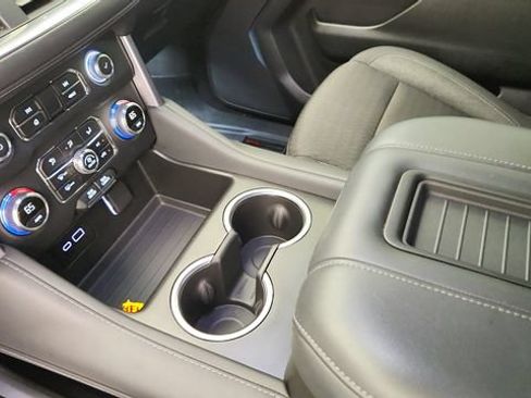Used 2023 GMC Yukon SLE w/ Max Trailering Package AWD/4WD image 15