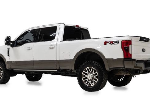 Used 2019 Ford F250 King Ranch w/ King Ranch Ultimate Package AWD/4WD image 4