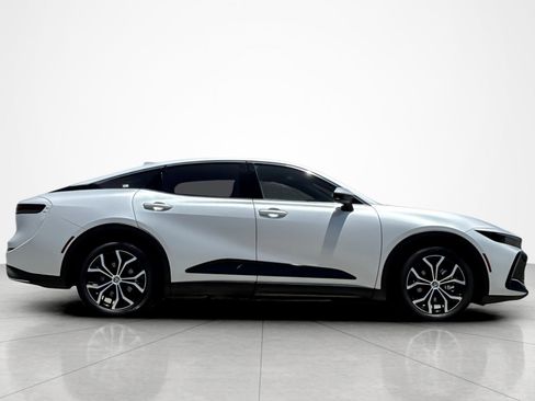 Certified 2024 Toyota Crown AWD/4WD image 6
