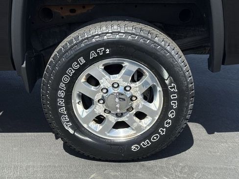 Used 2015 GMC Sierra 2500 SLE w/ SLE Preferred Package AWD/4WD image 29