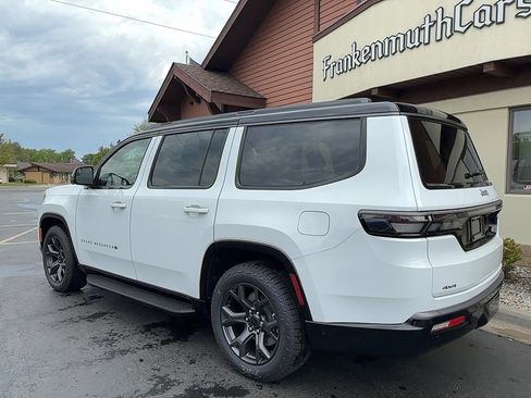 New 2026 Jeep Grand Wagoneer 4WD image 21