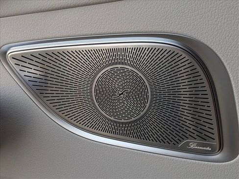Used 2023 Mercedes-Benz EQE 350+ SUV image 19