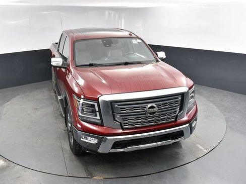 Used 2021 Nissan Titan Platinum Reserve w/ Moonroof Package image 41