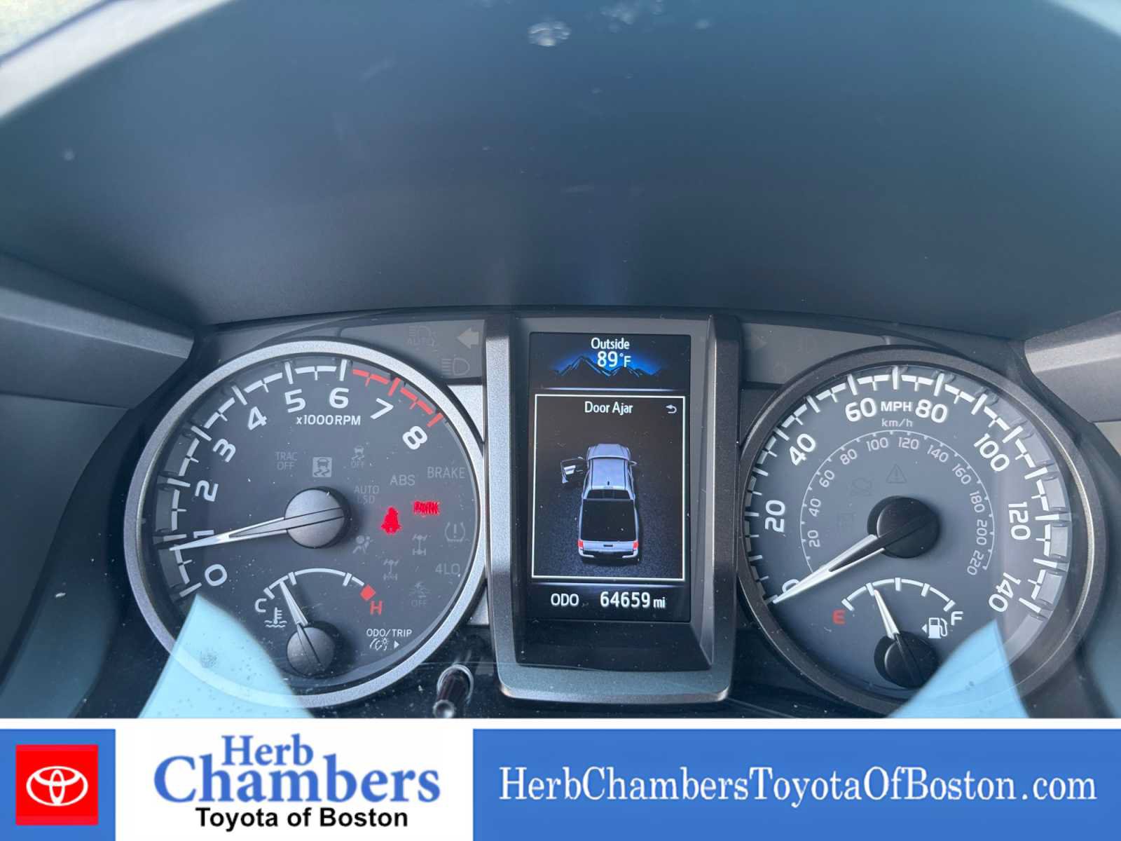Used 2022 Toyota Tacoma TRD Off-Road AWD/4WD image 4