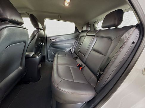 Used 2019 Chevrolet Bolt Premier w/ Infotainment Package FWD image 25