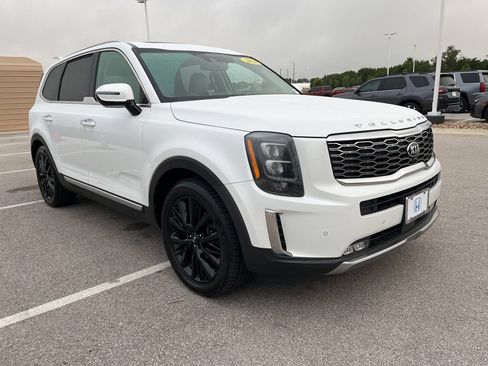 Used 2020 Kia Telluride SX w/ SX Prestige Package AWD/4WD image 3