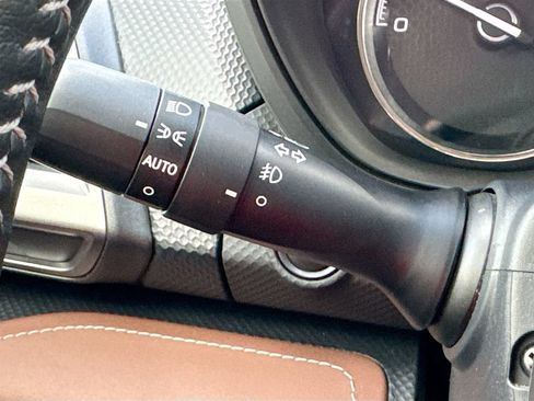 Certified 2023 Subaru Forester Touring AWD/4WD image 12