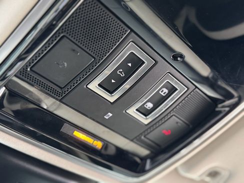 Used 2019 Land Rover Range Rover Sport HSE Dynamic image 34