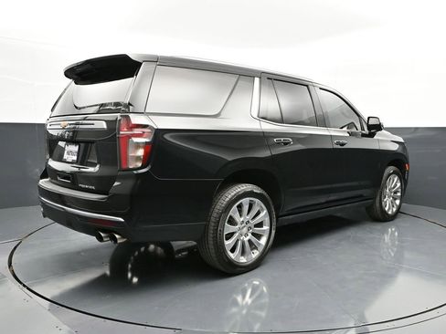 Used 2022 Chevrolet Tahoe Premier AWD/4WD image 3