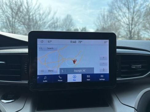 Used 2023 Ford Explorer XLT w/ Equipment Group 202A image 15