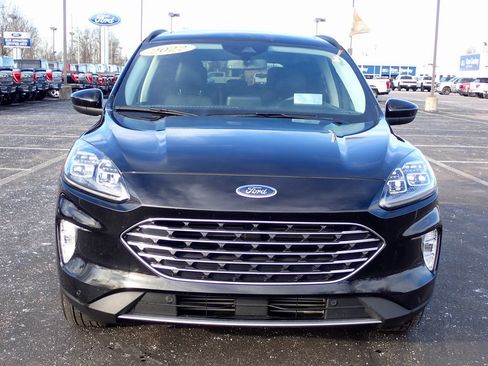 Used 2022 Ford Escape Titanium w/ Titanium Elite Package AWD/4WD image 3